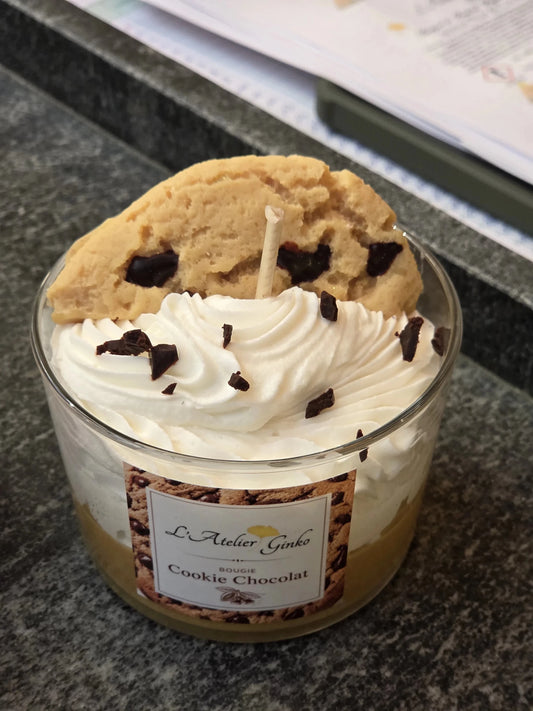 Bougie Chantilly Cookie Chocolat détail texture notes chocolatées – L'Atelier Ginko Bouzonville