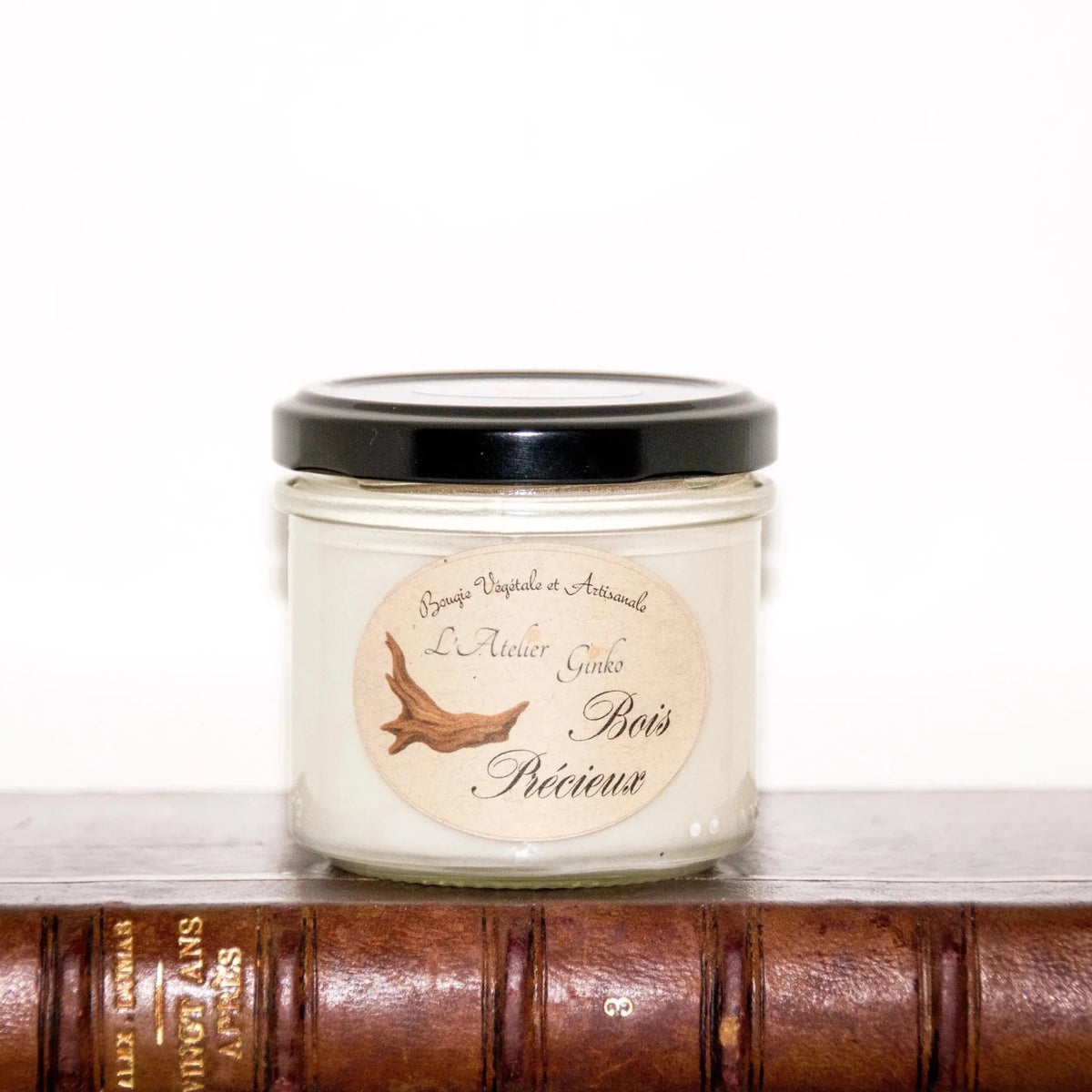 Bougie parfumée Bois précieux - L'Atelier Ginko - Boutique en Ligne